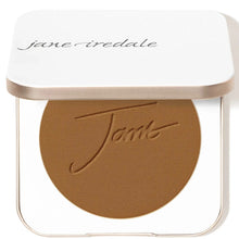 Load image into Gallery viewer, PurePressed® Base Mineral Foundation SPF 20/15 &amp; Refillable Compact
