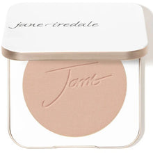 Load image into Gallery viewer, PurePressed® Base Mineral Foundation SPF 20/15 &amp; Refillable Compact
